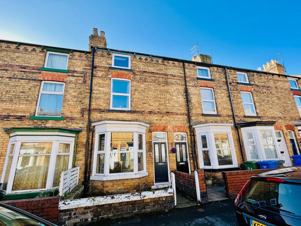 3 bed terraced house for sale in Murchison Street, Scarborough, North