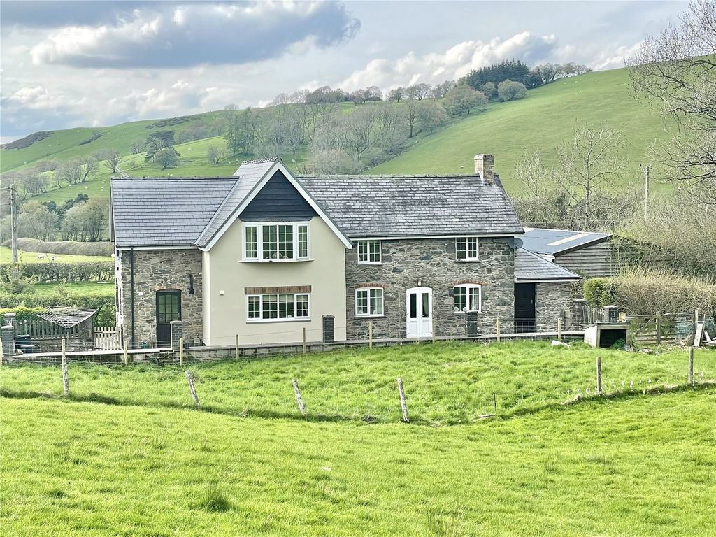 4 bed cottage for sale in Y Fan, Llanidloes, Powys SY18 Zoopla
