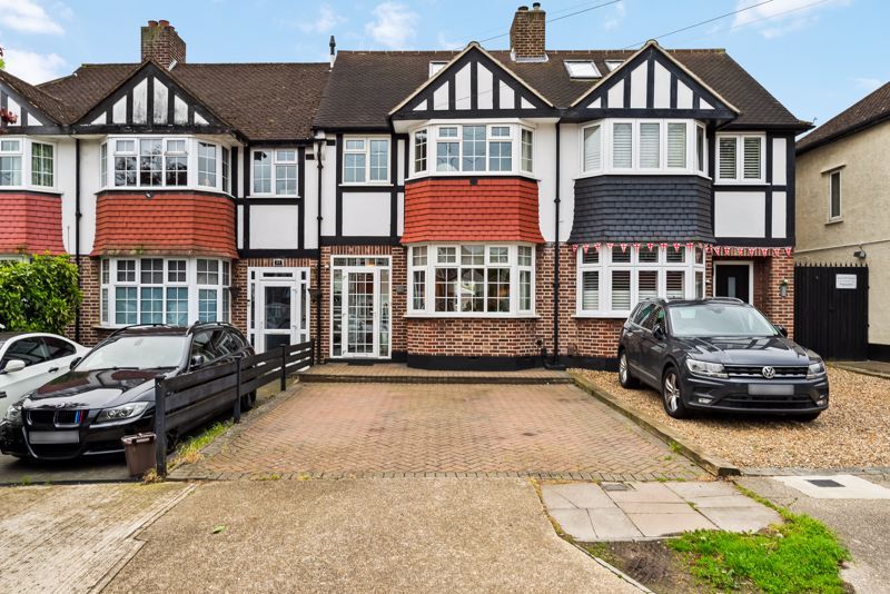 4 bed terraced house for sale in Kingshill Avenue, Worcester Park KT4