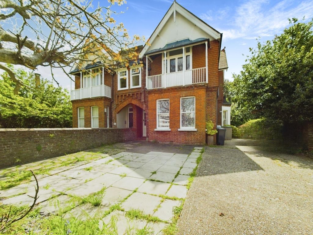 3 bed flat for sale in Rowlands Road, Worthing BN11 Zoopla