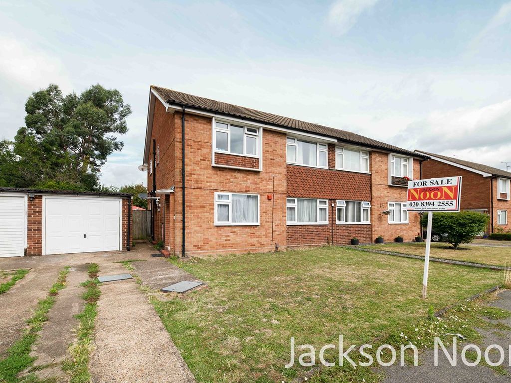 2 bed for sale in Jasmin Road, West Ewell KT19, £350,000