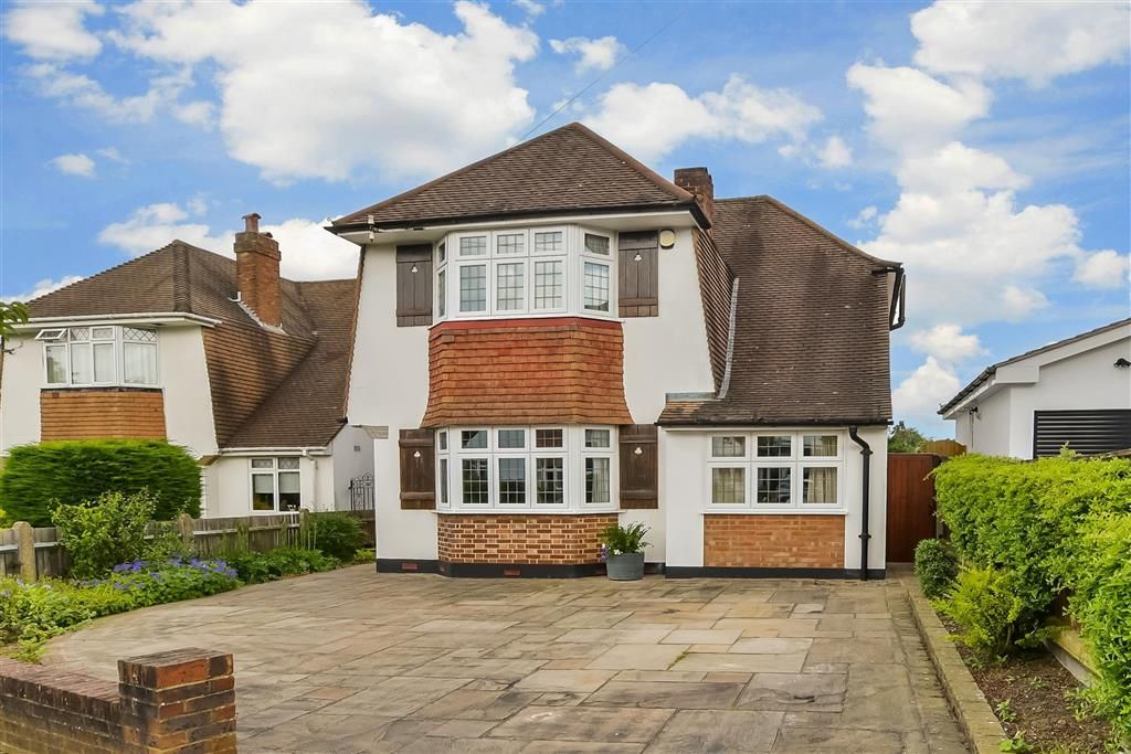 3 bed detached house for sale in Langland Gardens, Croydon, Surrey CR0