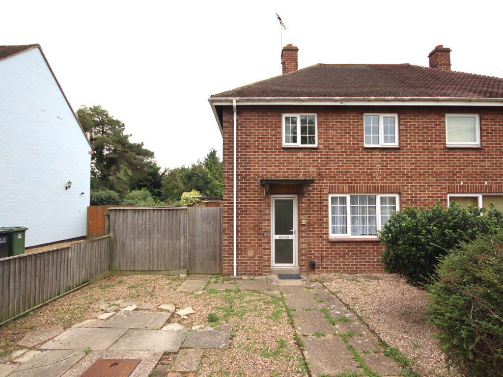 2 bed property to rent in Foster Road, Trumpington, Cambridge CB2, £