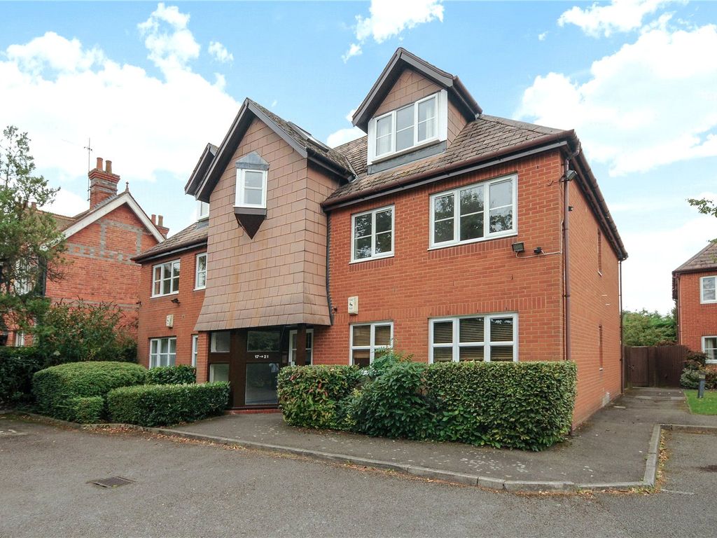 2 bed flat to rent in Mansell Court, Shinfield Road, Reading, Berkshire