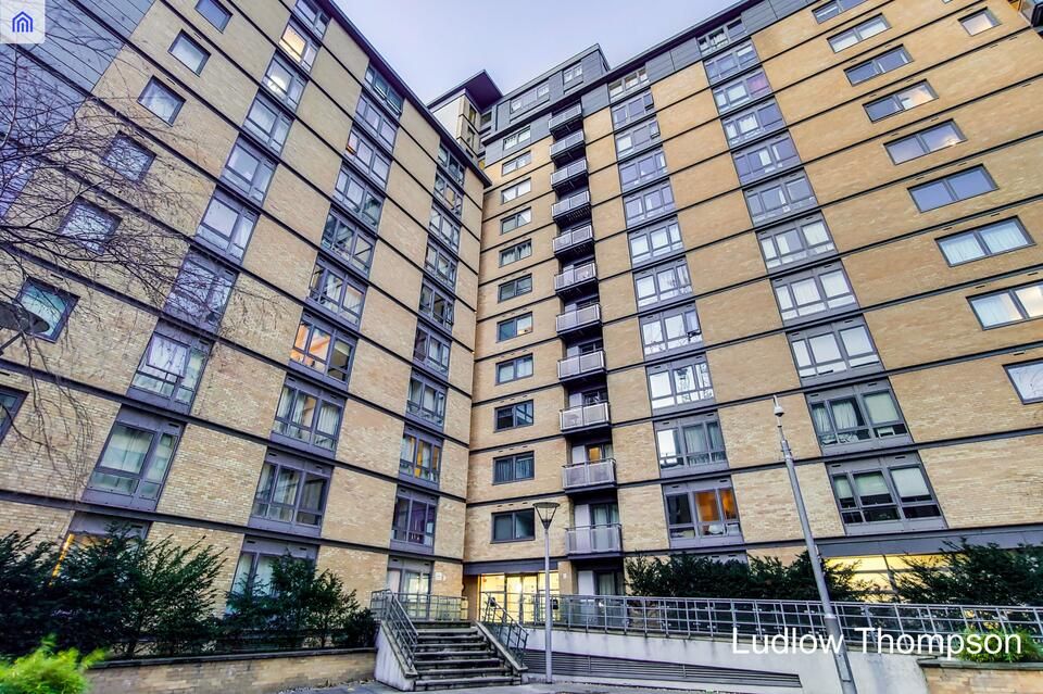 Studio to rent in Victoria Road, London W3 Zoopla