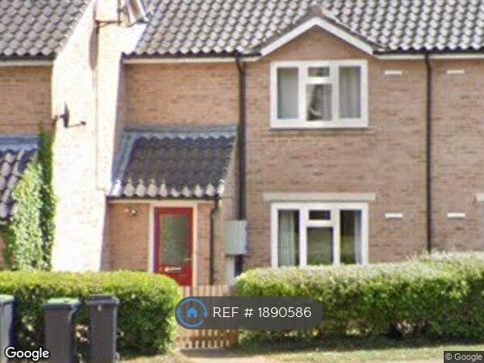 2 bed terraced house to rent in Cow Fair, Woolpit, Bury St. Edmunds