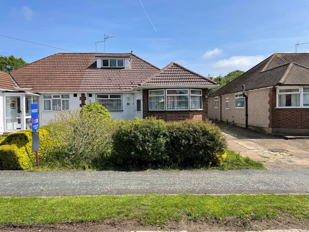 3 bed bungalow for sale in Sunnybank Road, Potters Bar EN6 Zoopla
