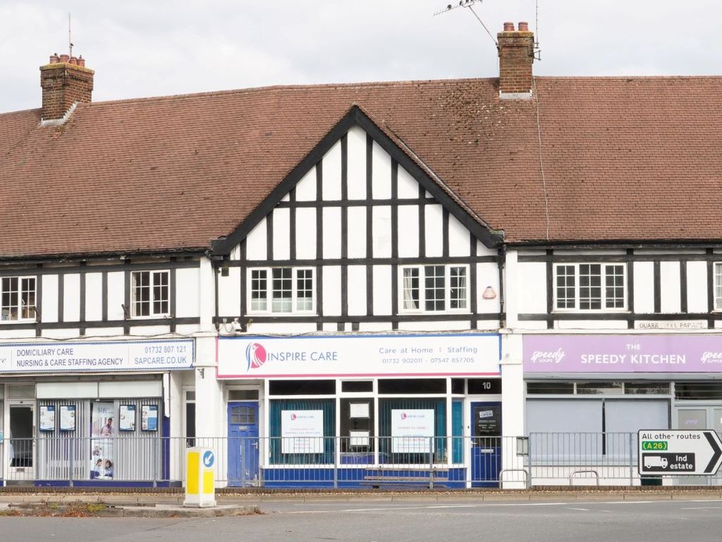 1 bed flat for sale in 10A Quarry Hill Parade, Tonbridge, Kent TN9 Zoopla