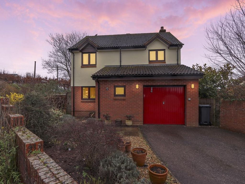 4 bed property for sale in Fairfield, Sampford Peverell, Tiverton EX16