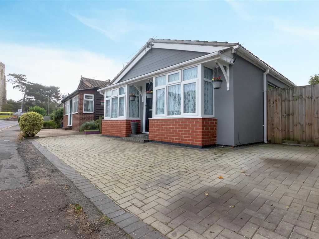 3 bed detached bungalow for sale in Kirby Road, Walton On The Naze CO14, £299,995 Zoopla