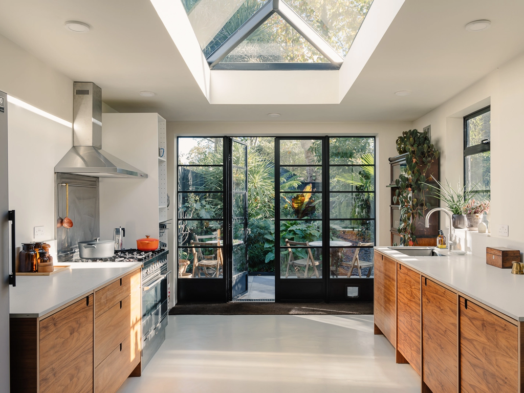 Raleigh Gardens, London SW2  