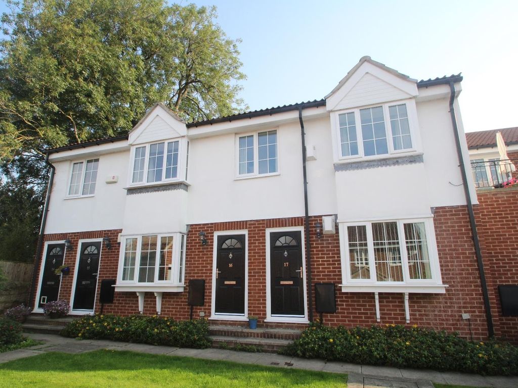 2 bed flat to rent in St. Johns Court, Thorner, Leeds, West Yorkshire