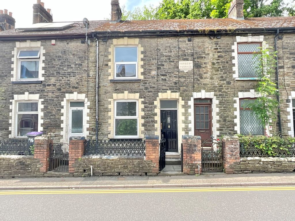 1 bed terraced house for sale in Osborne Road, Pontypool NP4, £90,000 Zoopla