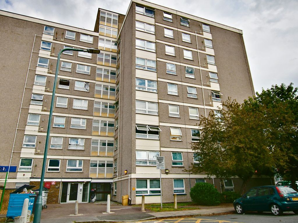 Studio to rent in Sun Court, Erith, Kent DA8 Zoopla