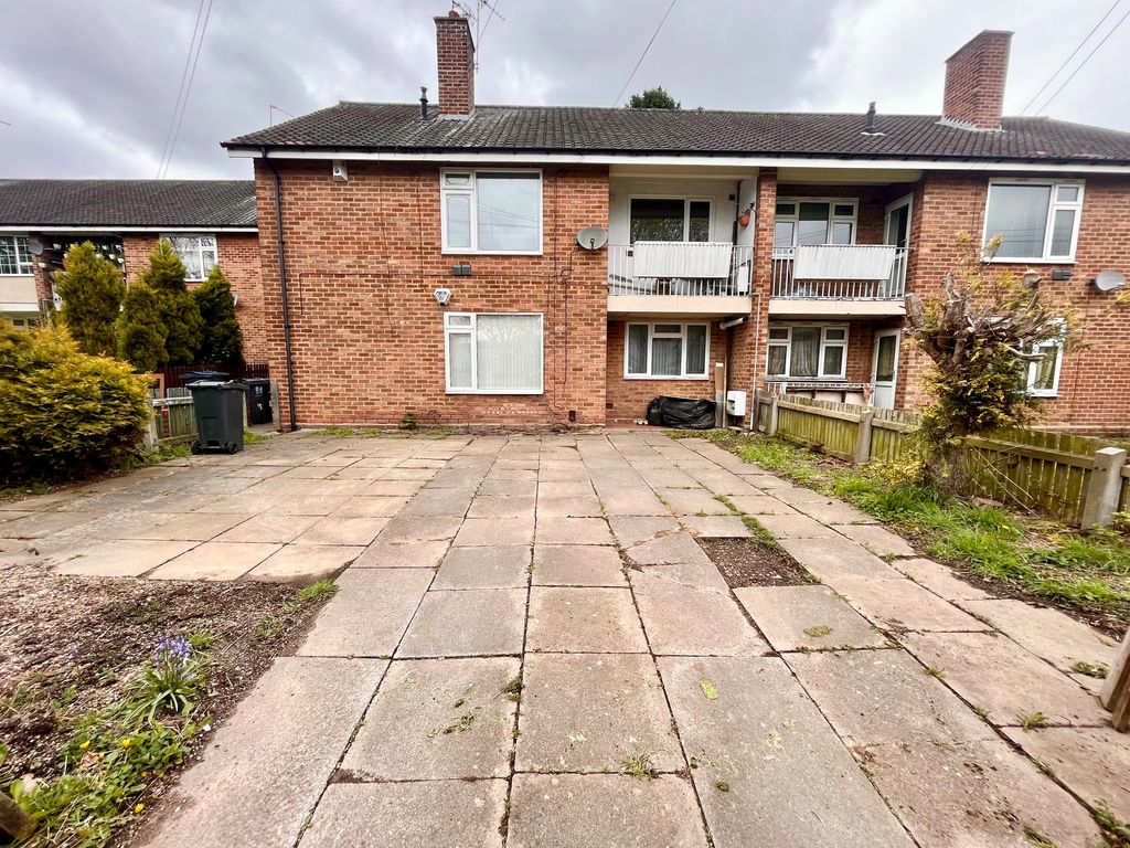 3 bed flat to rent in Dreghorn Road, Hodge Hill, Birmingham B36 Zoopla