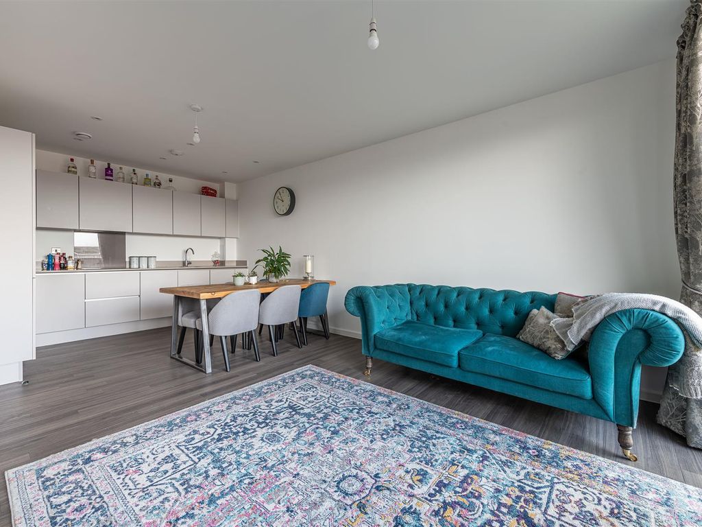 1 bed flat for sale in Marlowe Road, Walthamstow E17 Zoopla