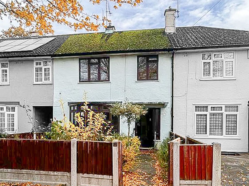 3 bed terraced house for sale in Broomfield Avenue, LeighOnSea SS9, £