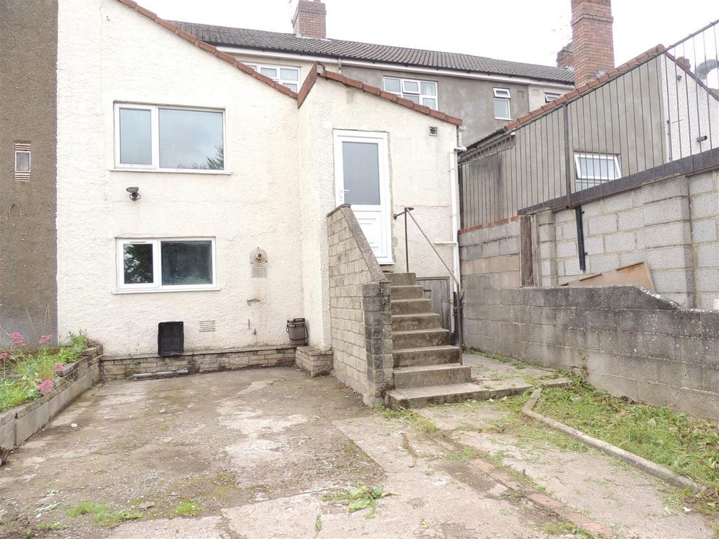 1 bed flat to rent in Broomhill Road, Brislington, Bristol BS4, £850