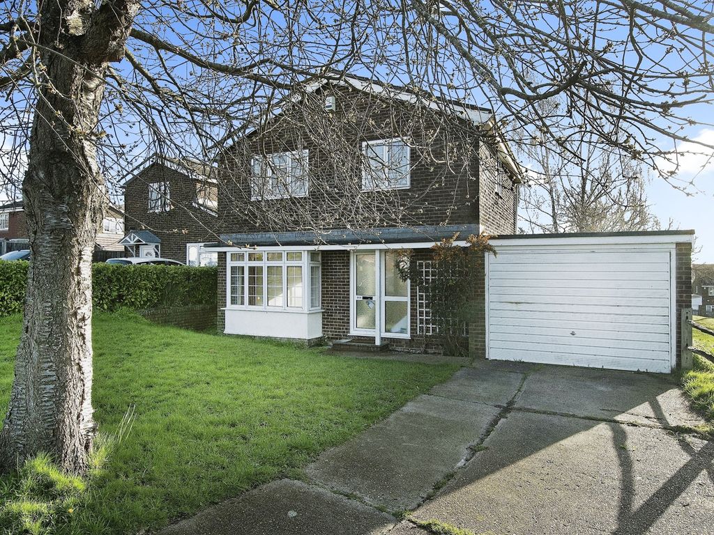 3 bed detached house for sale in Burleigh Way, Crawley Down, Crawley