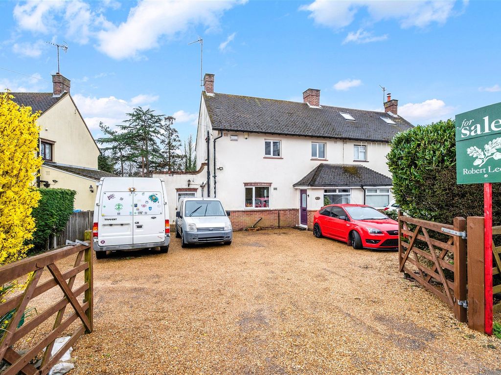 3 bed semidetached house for sale in Pollards Oak Road, Oxted RH8 Zoopla