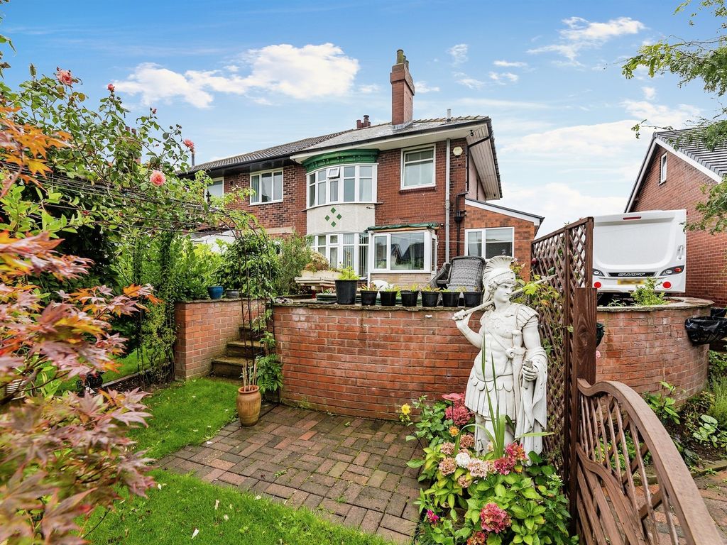 3 bed semidetached house for sale in Rockcliffe Road, Rawmarsh