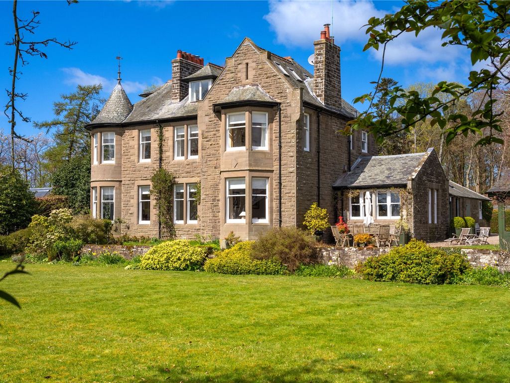 7 bed detached house for sale in Woodlands, By Dundee DD2