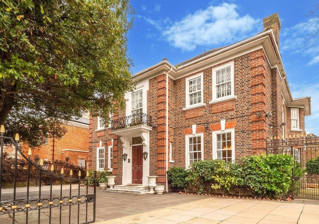 7 bed detached house for sale in Acacia Road, St John's Wood, London
