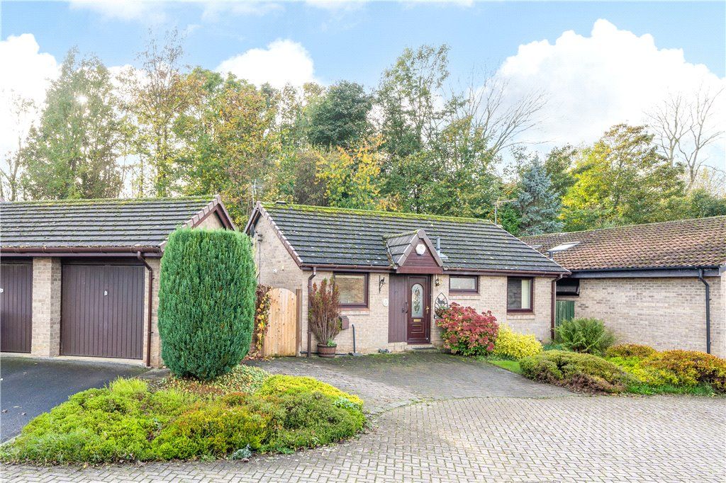 2 bed bungalow for sale in Kings Meadow Drive, Wetherby, West Yorkshire