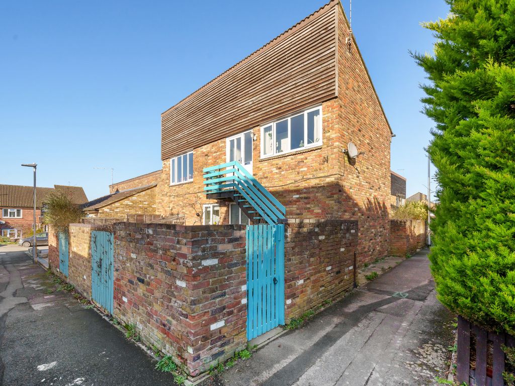 1 bed for sale in Juniper, Bracknell, Berkshire RG12, £