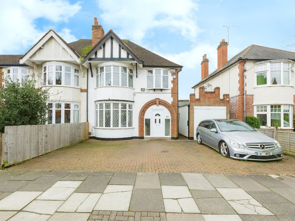 4 bed semidetached house for sale in Knighton Church Road, Leicester