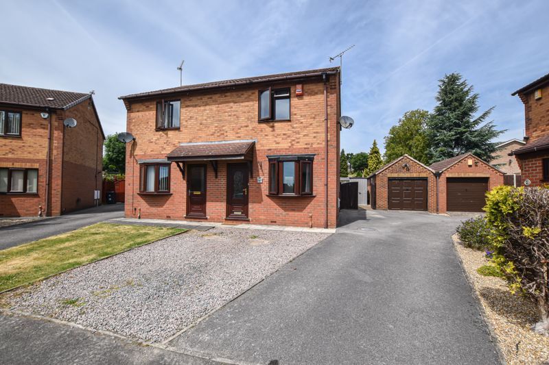 2 bed semidetached house for sale in Charnwood Close, Swanwick