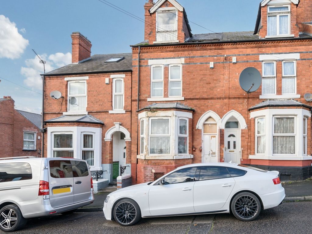 2 bed terraced house for sale in Wiverton Road, Nottingham