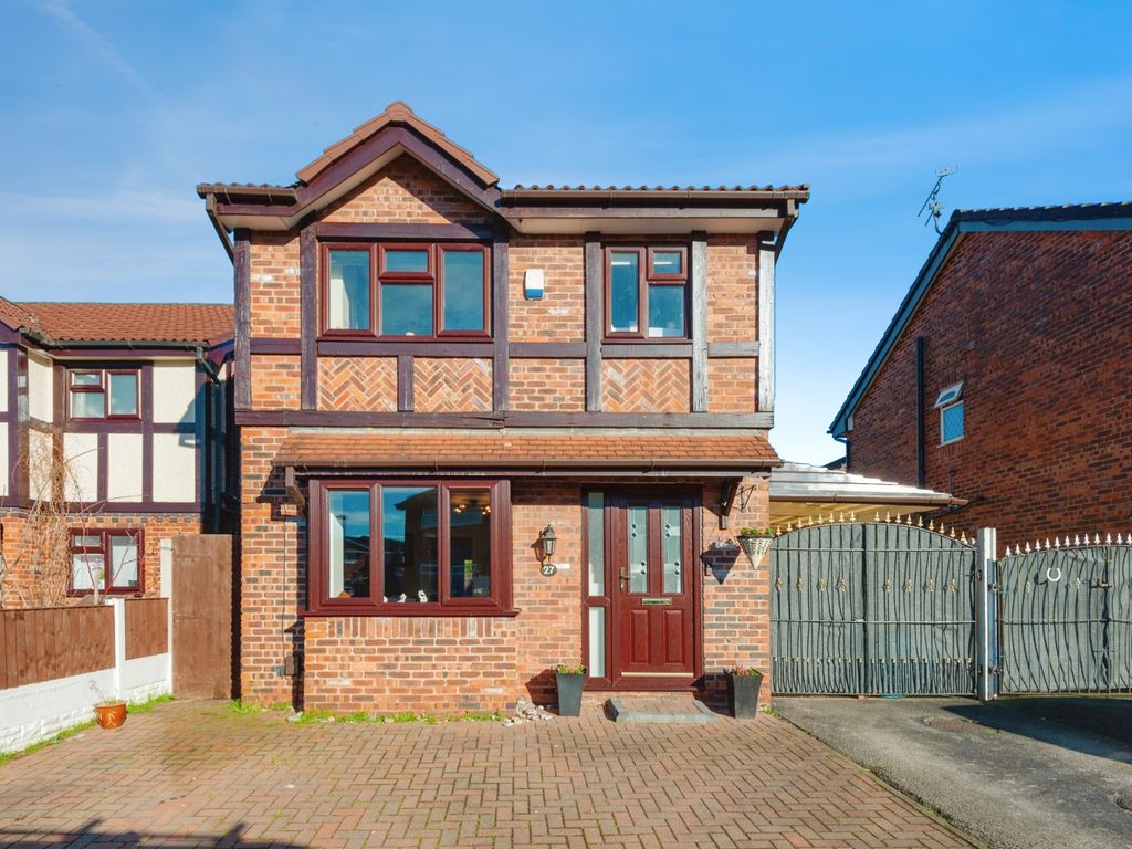3 bed detached house for sale in Ravenfield Drive, Widnes, Cheshire WA8