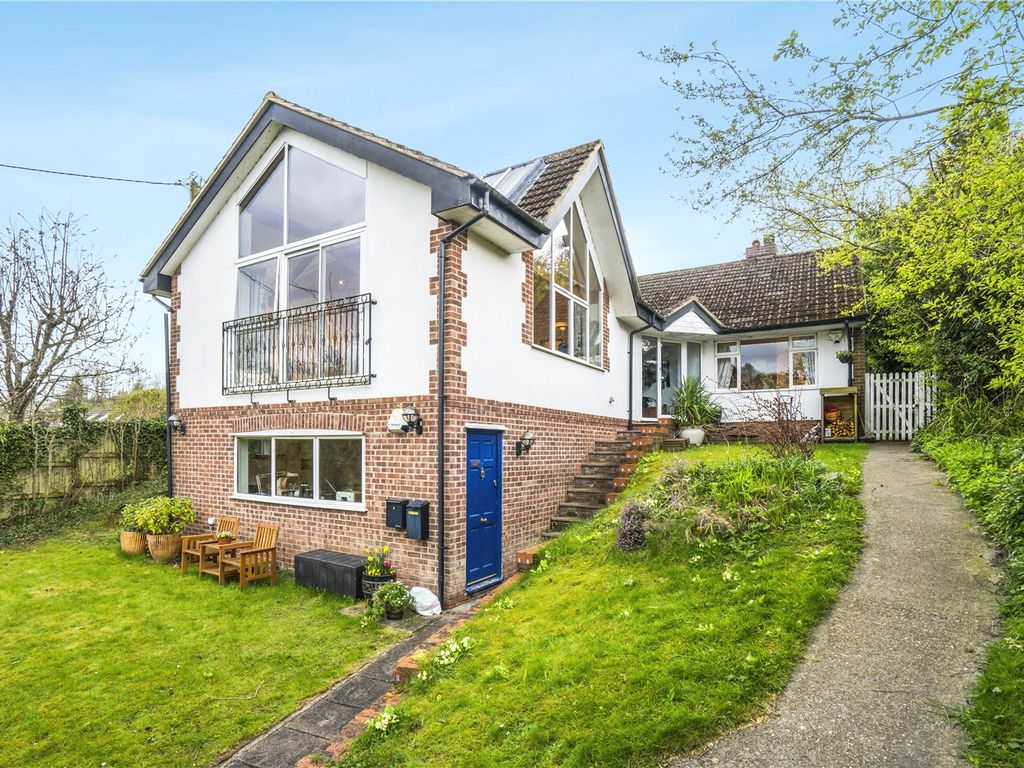 5 bed detached house for sale in Nags Head Lane, Great Missenden HP16, £1,000,000 Zoopla
