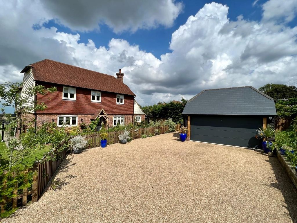 4 bed detached house for sale in Canterbury Road, Challock TN25 Zoopla