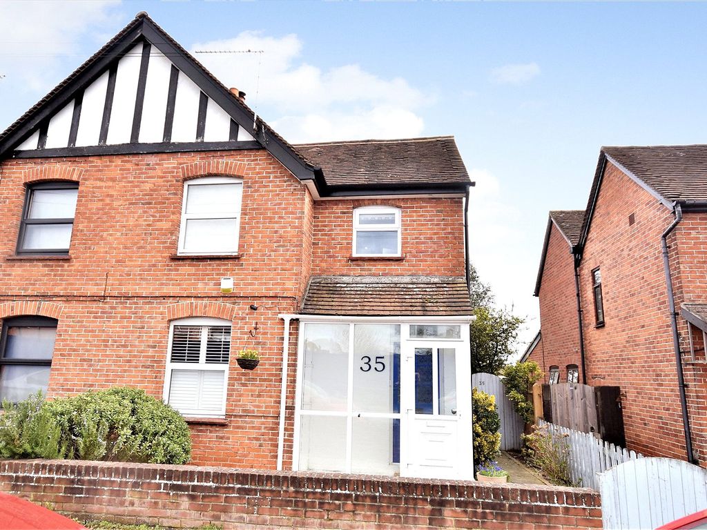 3 bed semidetached house for sale in Hagbourne Road, Didcot OX11 Zoopla
