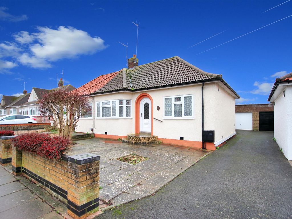 2 bed semidetached bungalow for sale in Church Hall Road, Rushden NN10