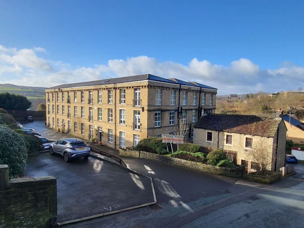 2 bed flat for sale in Gratrix Lane, Sowerby Bridge HX6 Zoopla