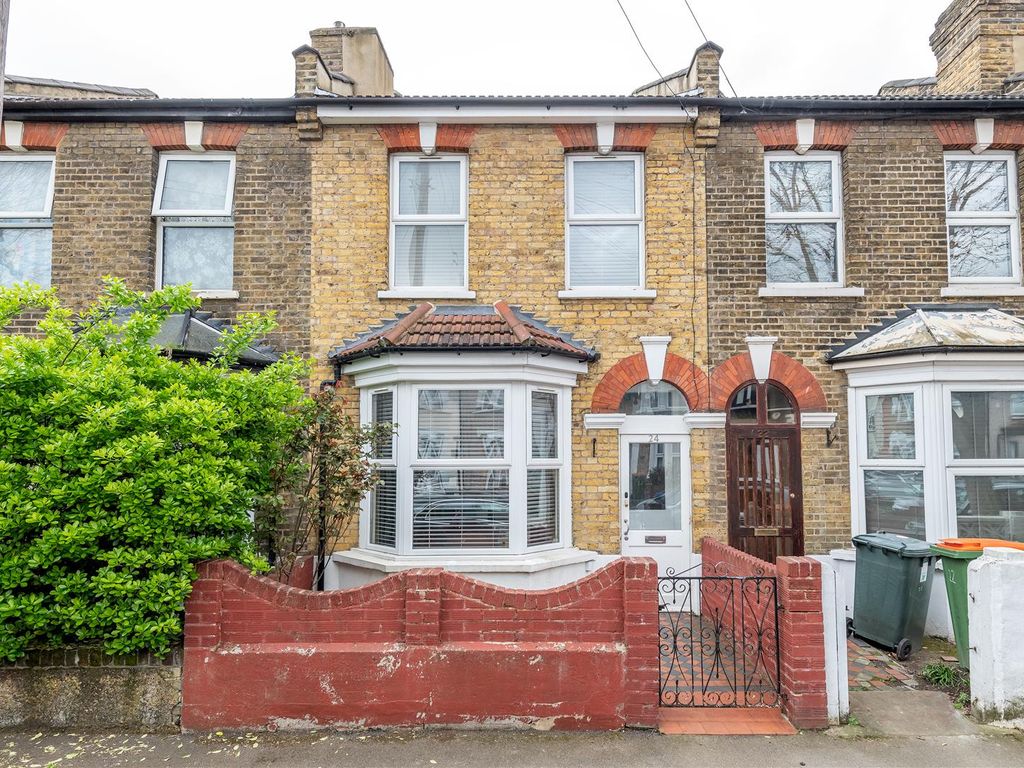 3 bed property to rent in Colston Road, London E7 Zoopla