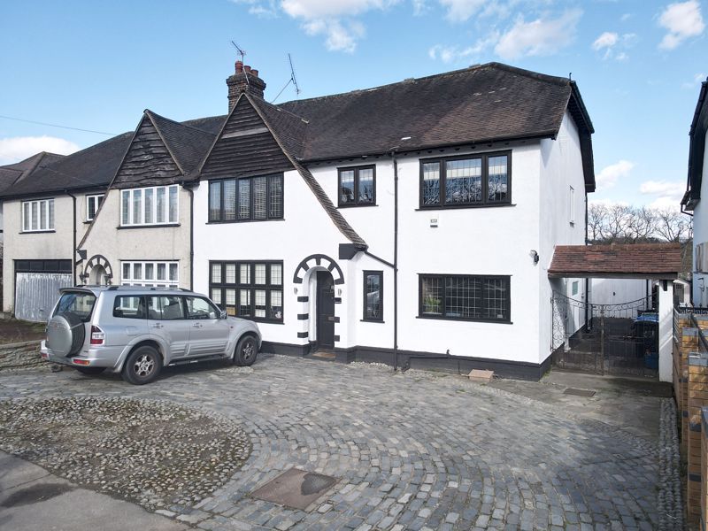 6 bed semidetached house for sale in Grange Crescent, Chigwell IG7, £