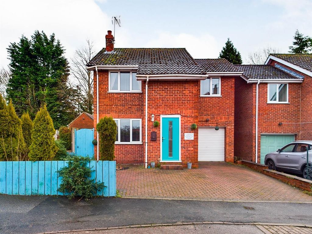 3 bed detached house for sale in Southfield Close, Wetwang, Driffield