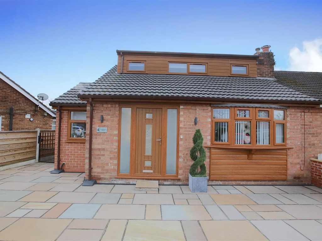 2 bed semidetached bungalow for sale in Cambridge Road, Failsworth