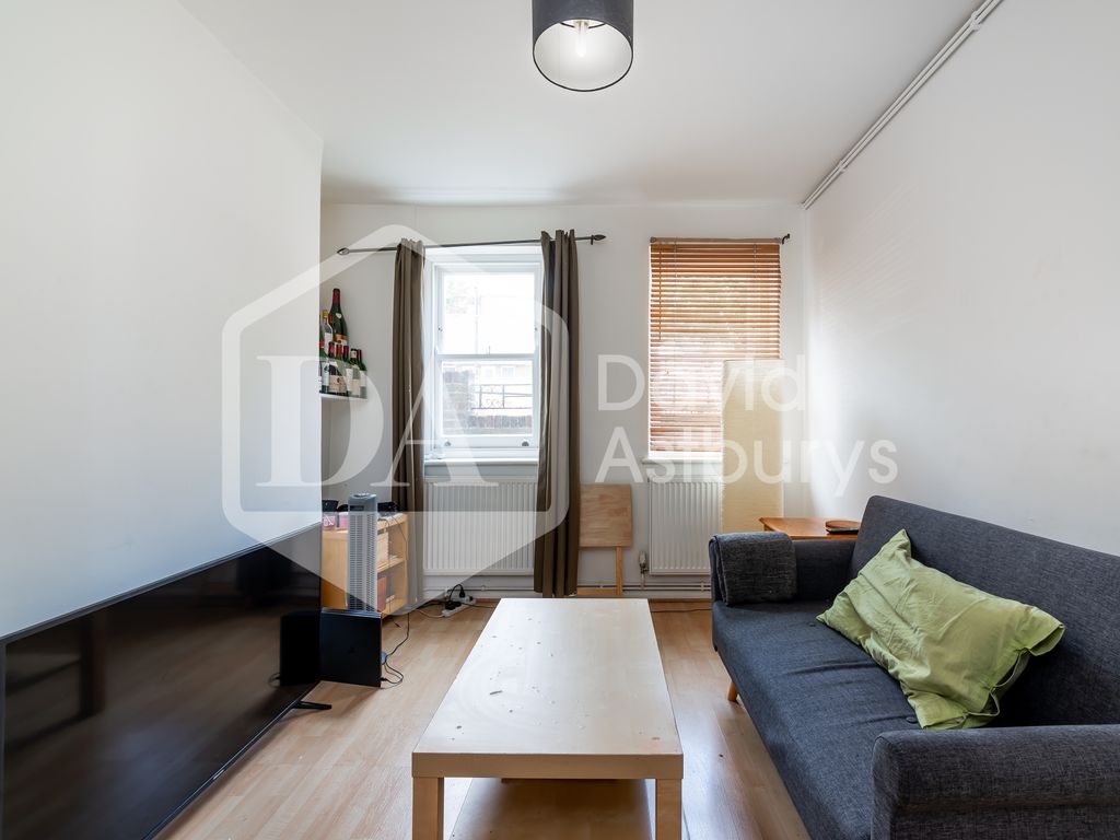 1 bed flat to rent in Cross Street, Angel Islington, London N1, £1,900