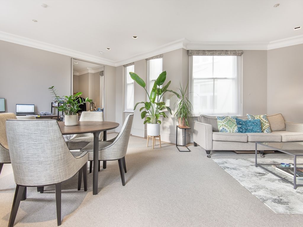 2 bed flat to rent in Marloes Road, London W8, £5,200 pcm Zoopla