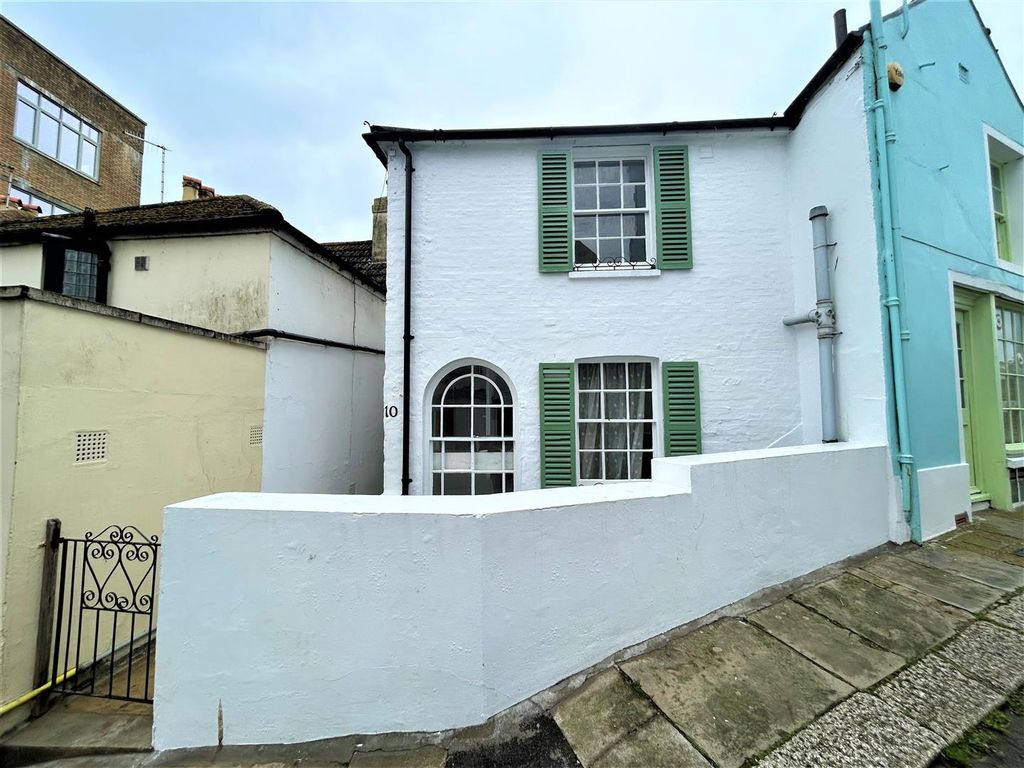 3 bed terraced house to rent in Prospect Place, Hastings TN34 Zoopla
