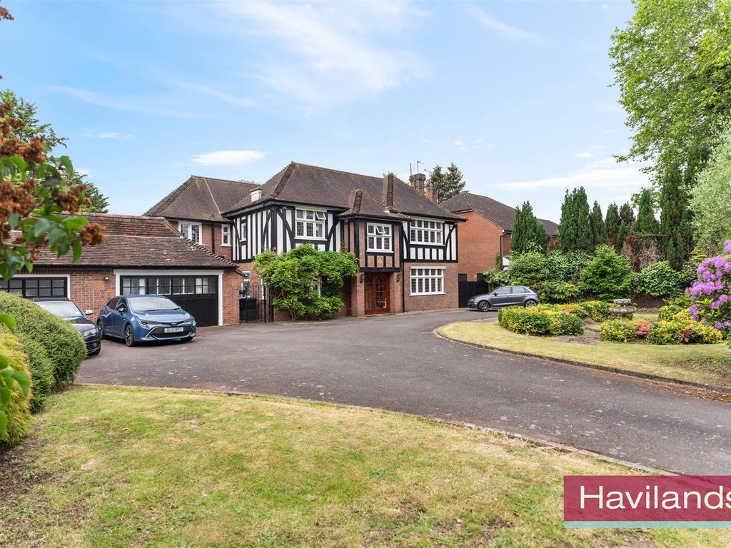 6 bed detached house for sale in Bush Hill, London N21, £2,850,000 Zoopla