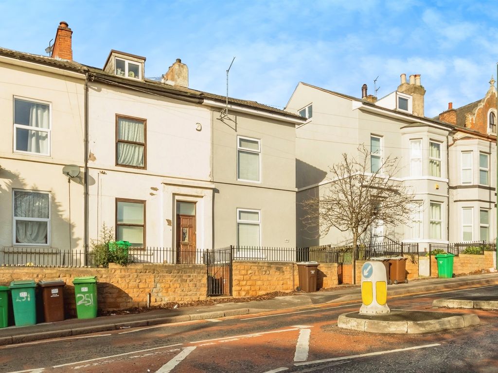 3 bed end terrace house for sale in Woodborough Road, Mapperley, Nottingham NG3, £200,000 Zoopla