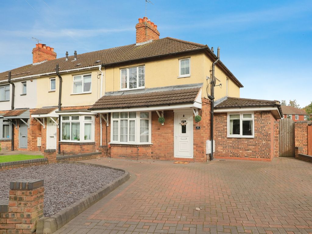 4 bed semidetached house for sale in Lawrence Avenue, Heath Town, Wolverhampton, West Midlands