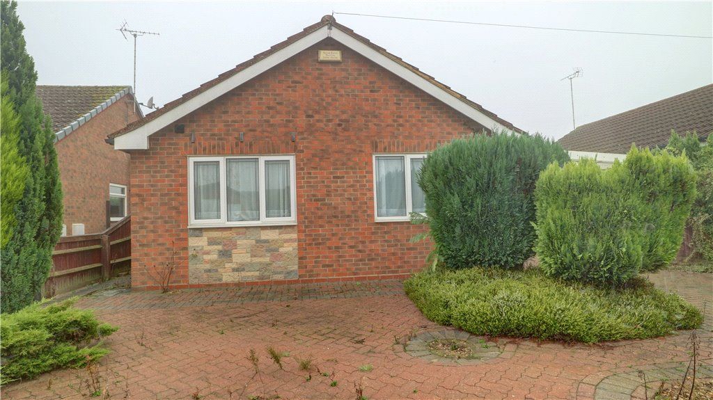 2 bed bungalow for sale in Cedar Drive, Holbeach, Spalding PE12 Zoopla