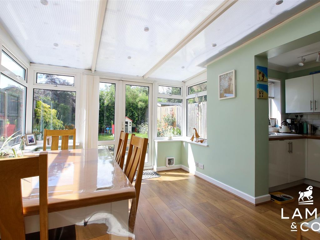 3 bed semidetached house for sale in Young Close, ClactonOnSea CO16